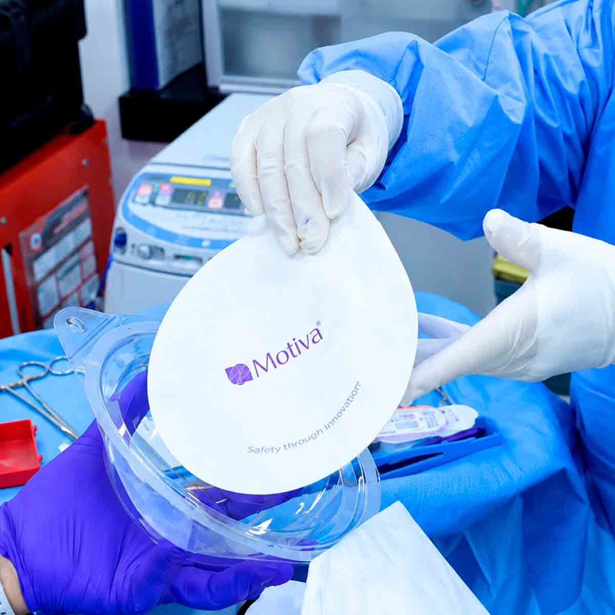 Motiva breast implant surgery performed in a New York City operating room